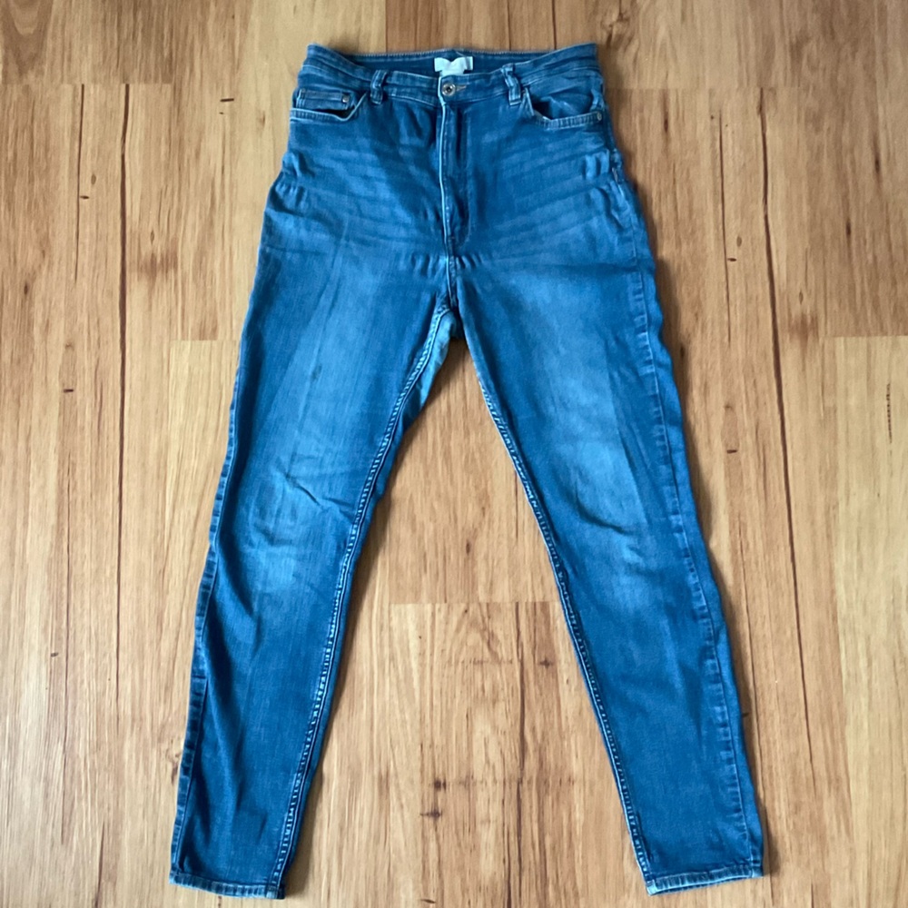 H&M Size 8 Women’s High Rise Skinny Jeans